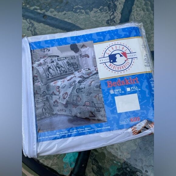 Dan River Inc Other - Baseball MLB Logo Retro Bedskirt for Twin Bed Made in USA Open Package